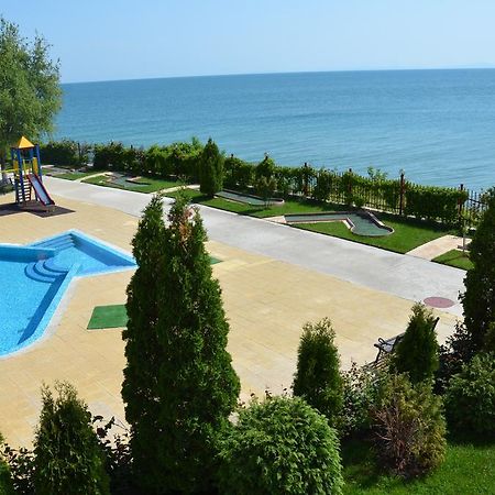Single Private Apartments In Marina View Fort Beach Sveti Vlas Eksteriør billede